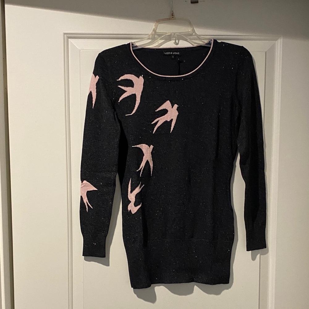 NWT  Charcoal grey knit Sweater w/ Pink Bird Motif & lured sparkly threads thru